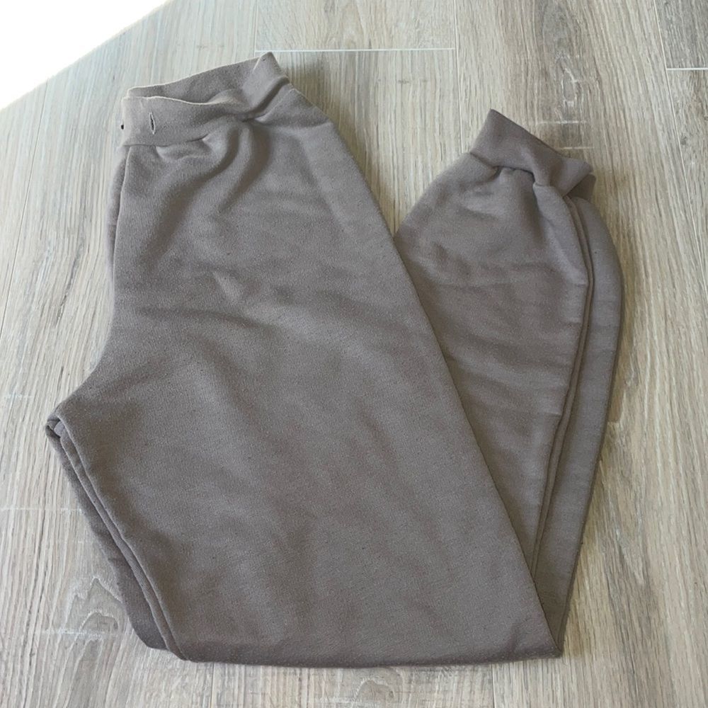 PRETTY LITTLE THING JOGGERS​